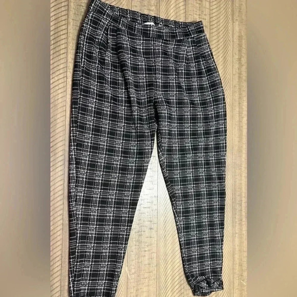 ELLE LARGE OFFICE WORK PANTS (has pockets and elastic band/pull on) - Picture 2 of 9